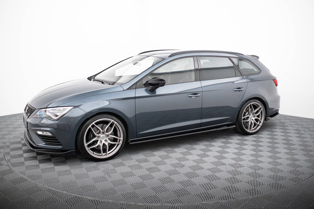 Maxton Design Street+ Seitenschweller Leisten passend für V.5 Seat Leon Cupra / FR Mk3 / Mk3 Facelift schwarz Hochglanz
