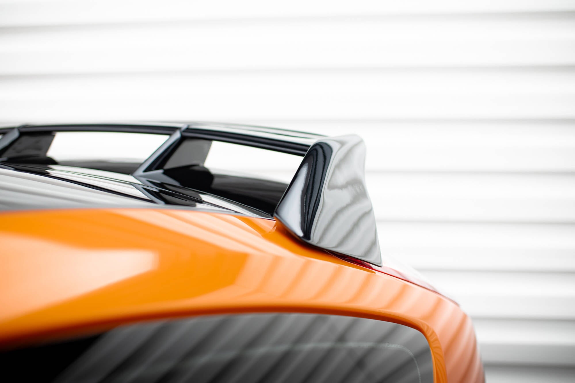 Maxton Design Dachspoiler Ford Focus Mk2 / Mk2 FL < RS Look > für Ford Focus Standard