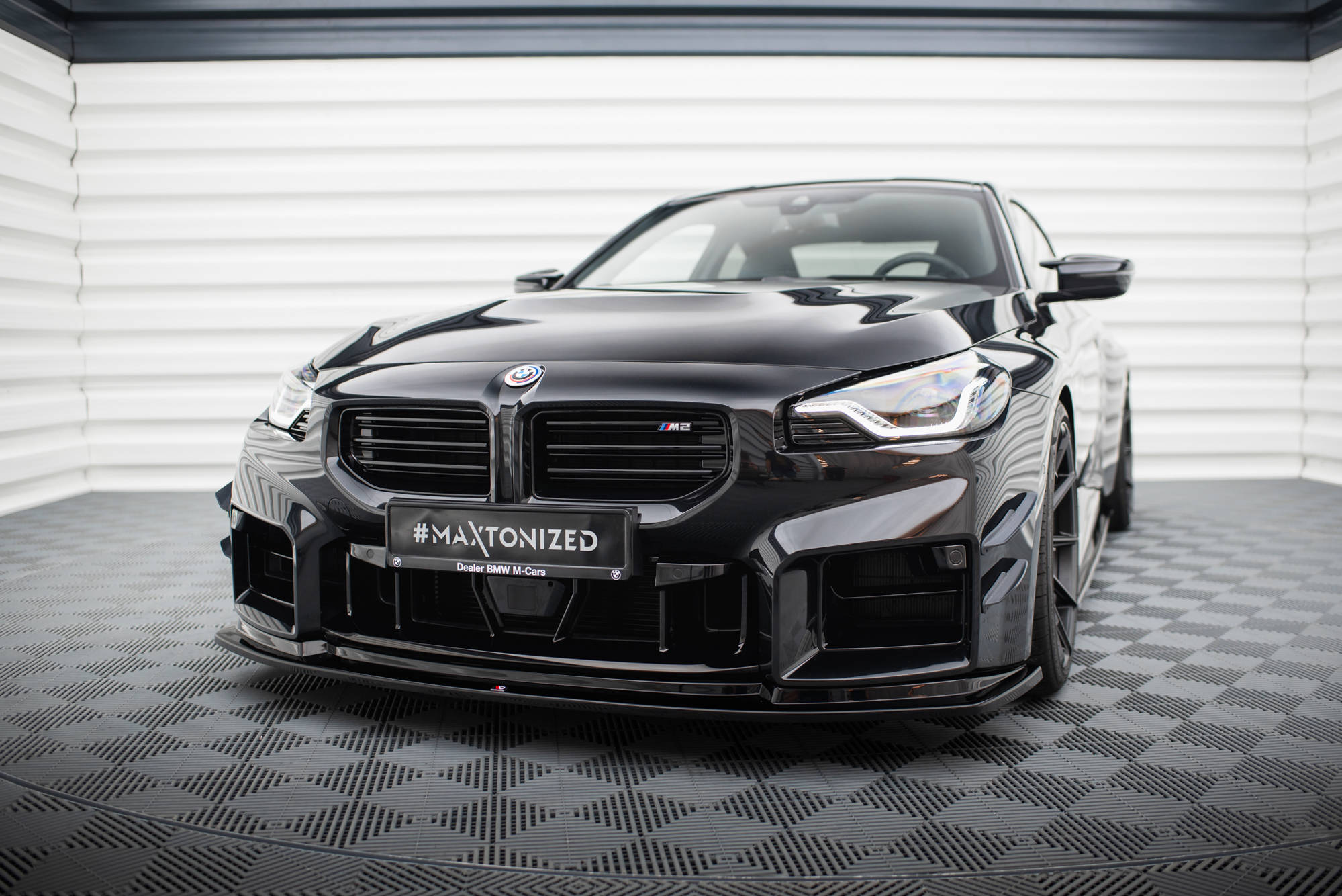 Maxton Design Street+ Spoilerlippe Front Ansatz V.4 passend für BMW M2 G87 schwarz Hochglanz