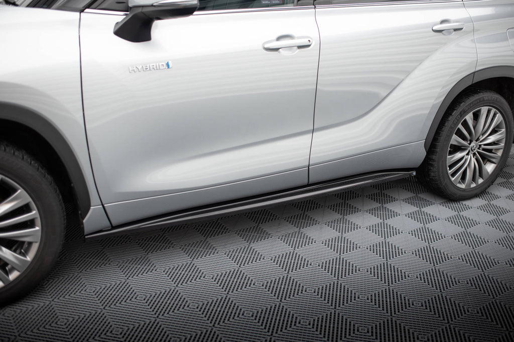Maxton Design Street+ Seitenschweller Leisten passend für Toyota Highlander Mk4 schwarz Hochglanz