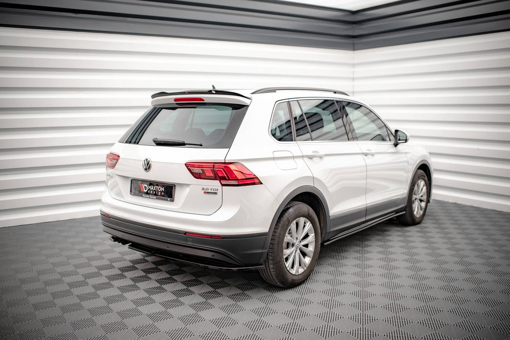 Maxton Design Heck Ansatz Flaps Diffusor V.1 passend für VW Tiguan Mk2 schwarz Hochglanz