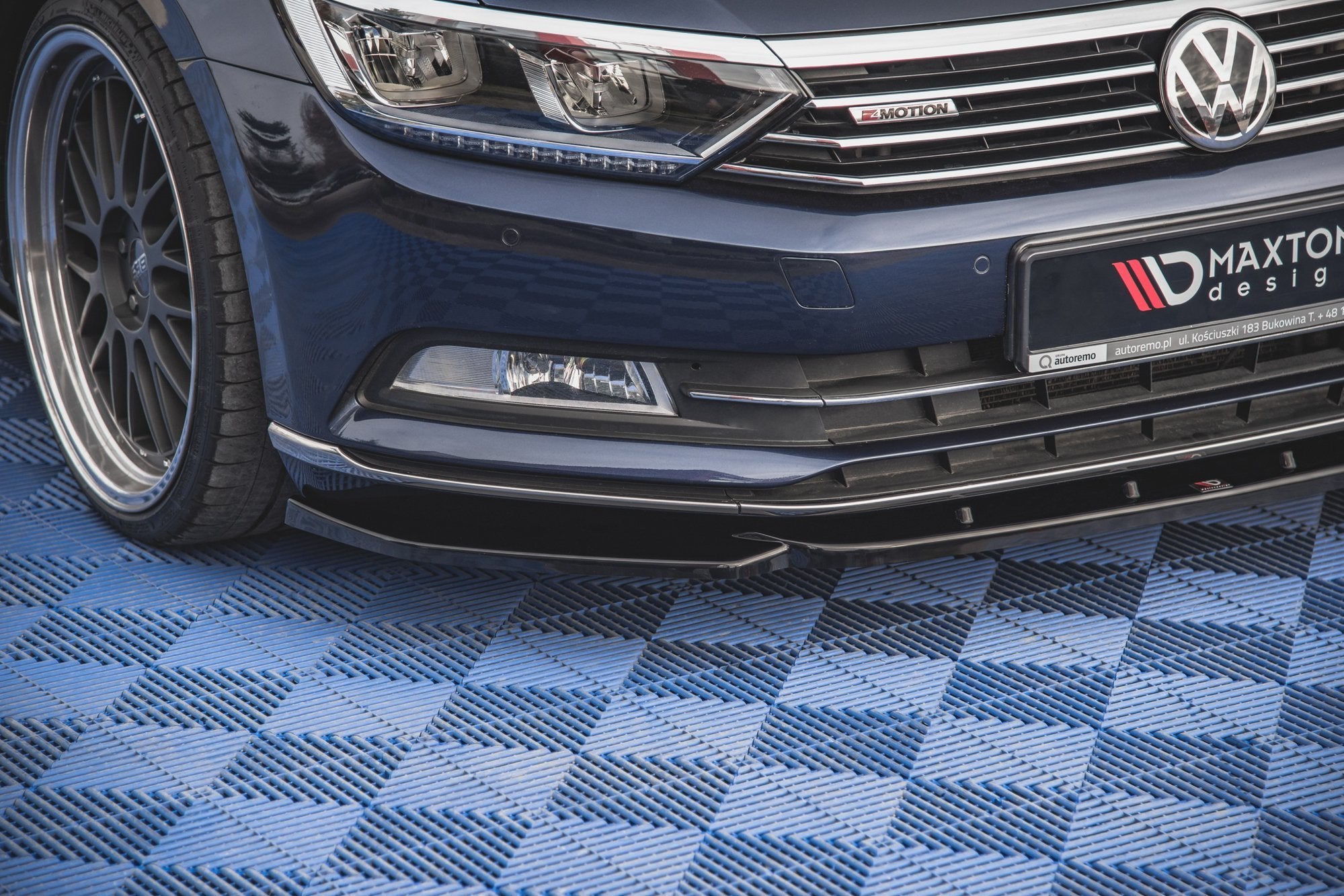 Maxton Design Street+ Spoilerlippe Front Ansatz V.1 passend für VW Passat B8 schwarz Hochglanz
