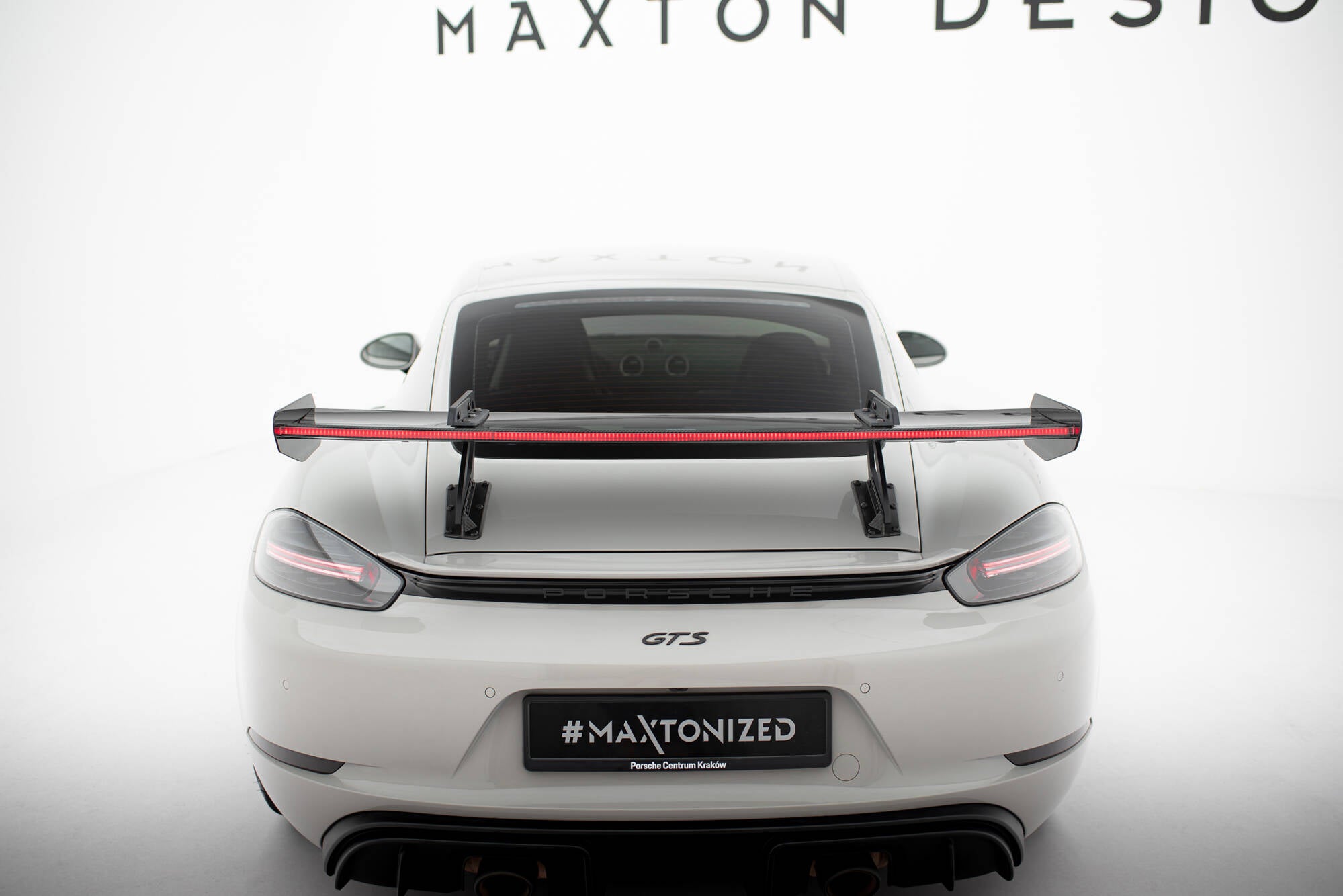 Maxton Design Carbon Spoiler With Upper Swan Mounting V.1 + LED Porsche 718 Cayman 982c für Porsche Cayman 982c