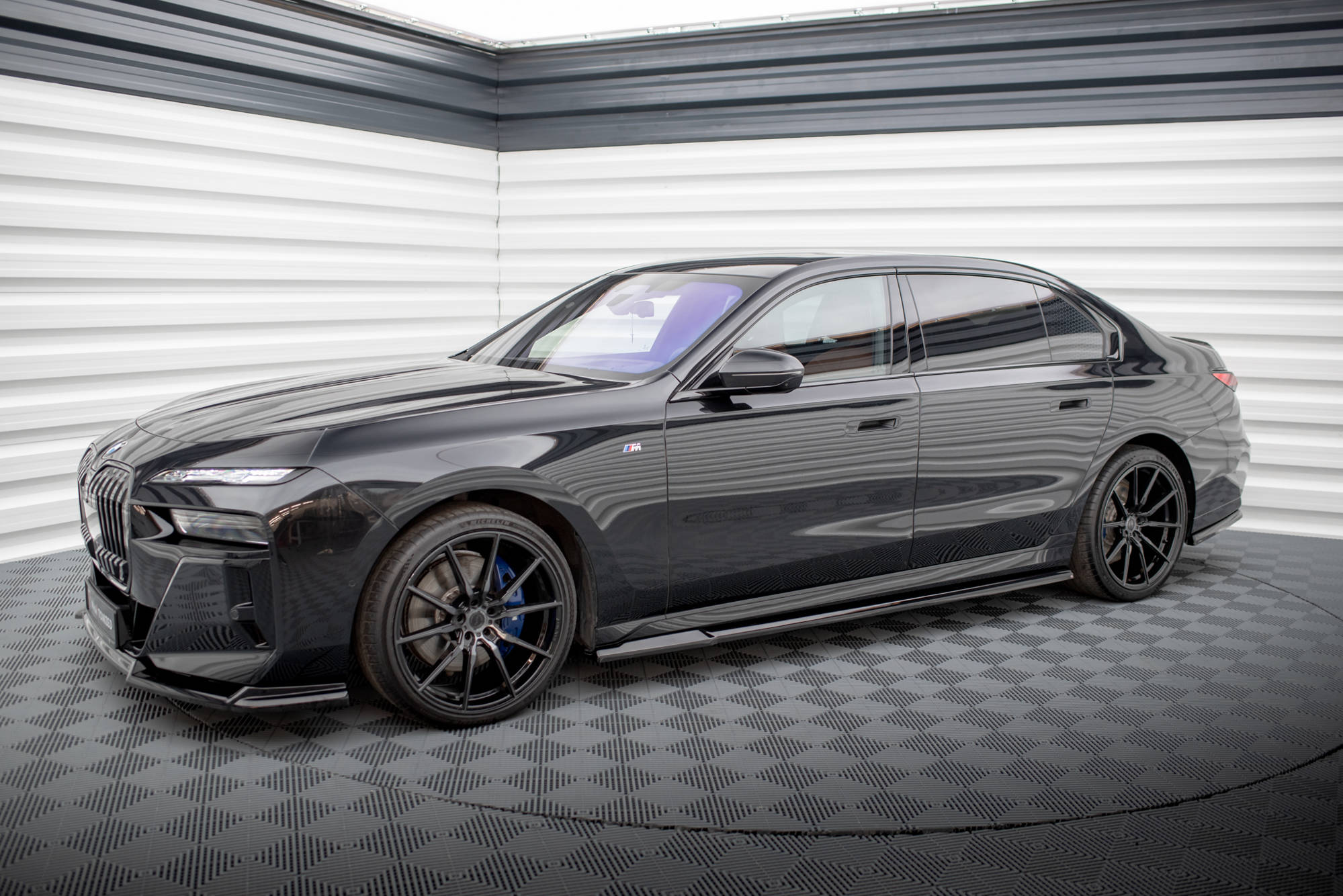 Maxton Design Street+ Seitenschweller Leisten passend für BMW 7 G70 schwarz Hochglanz