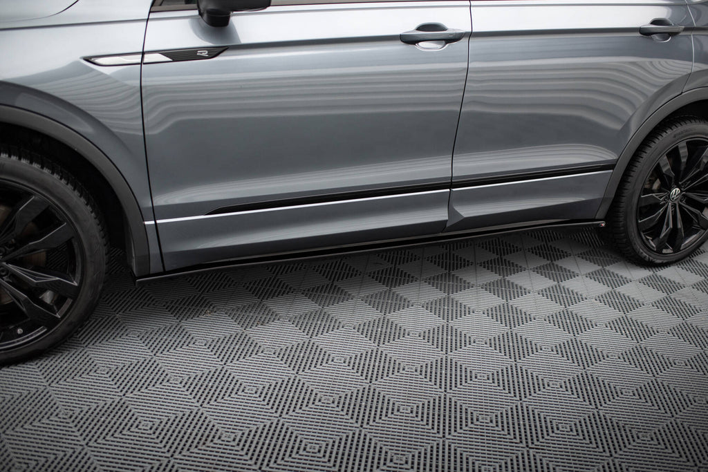 Maxton Design Street+ Seitenschweller Leisten passend für VW Tiguan Allspace Mk2 schwarz Hochglanz
