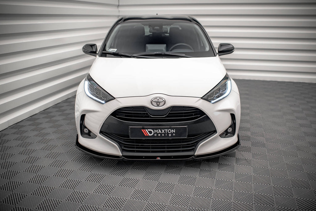 Maxton Design Street+ Spoilerlippe Front Ansatz V.1 + Flaps passend für Toyota Yaris Mk4