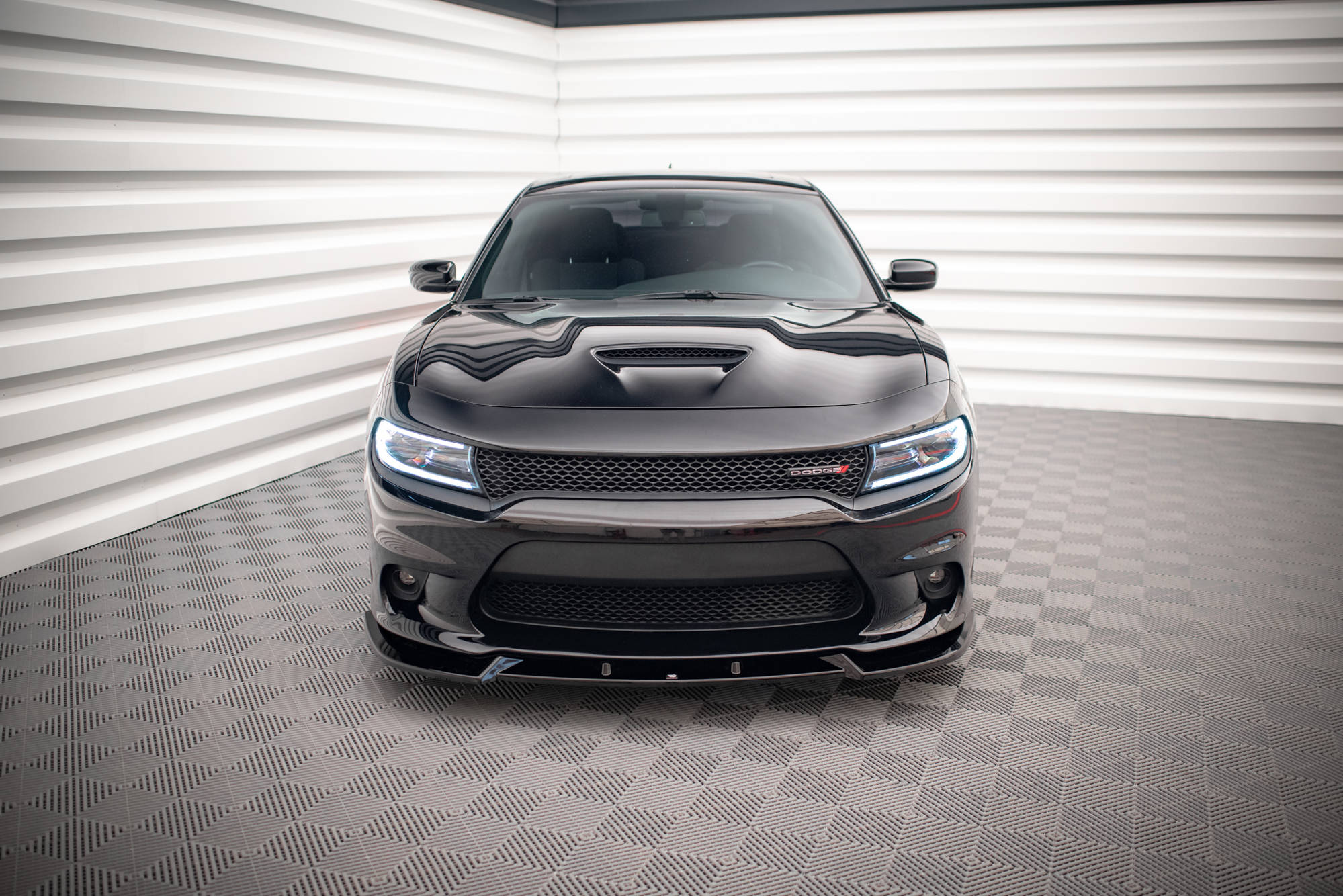 Maxton Design Street+ Spoilerlippe Front Ansatz V.2 passend für Dodge Charger SRT Mk7 Facelift schwarz Hochglanz