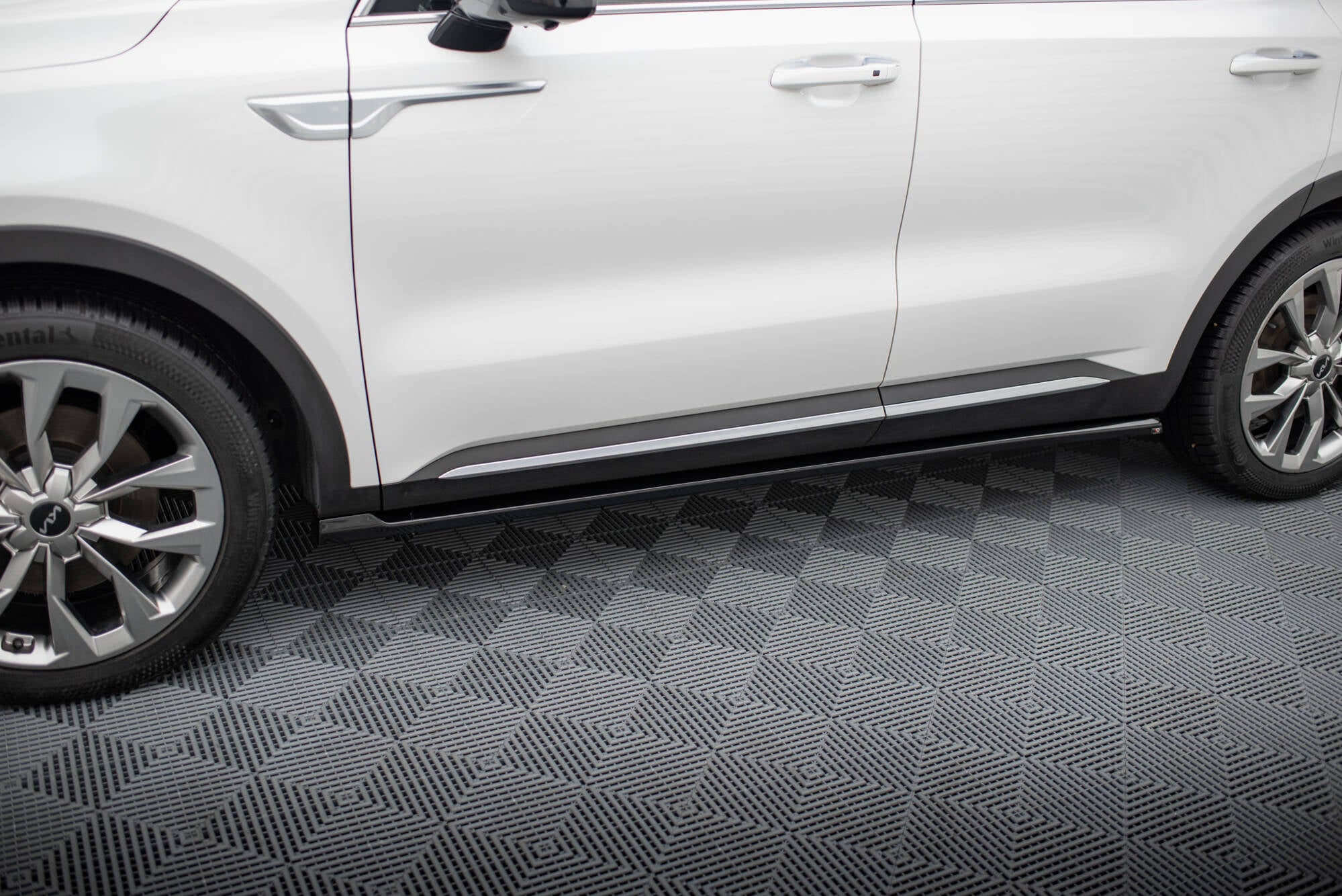 Maxton Design Street+ Seitenschweller Leisten passend für Kia Sorento Mk4 schwarz Hochglanz