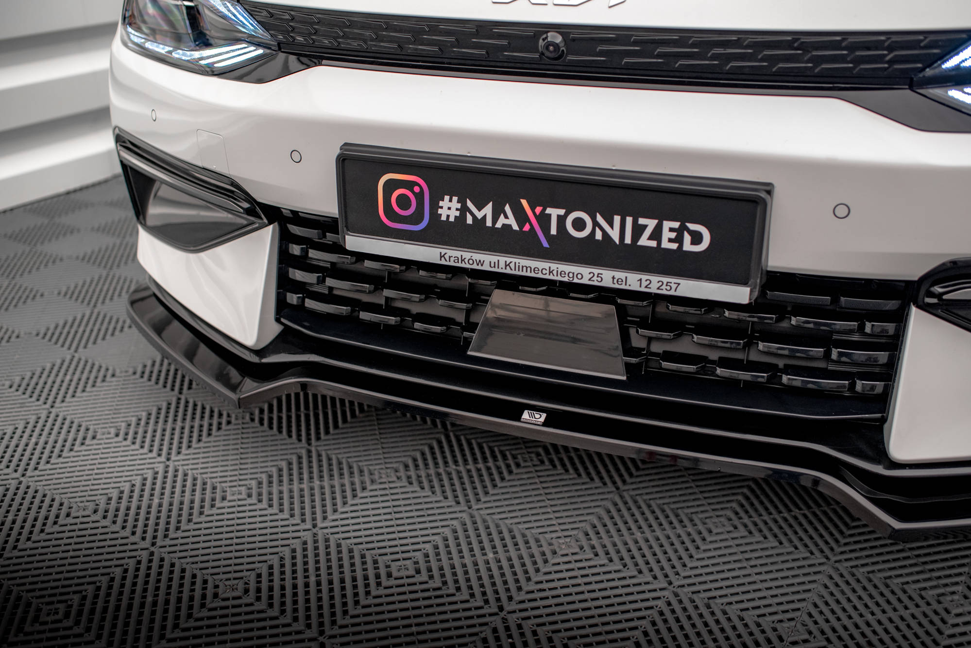 Maxton Design Street+ Spoilerlippe Front Ansatz V.1 passend für Kia EV6 GT-Line Mk1 schwarz Hochglanz