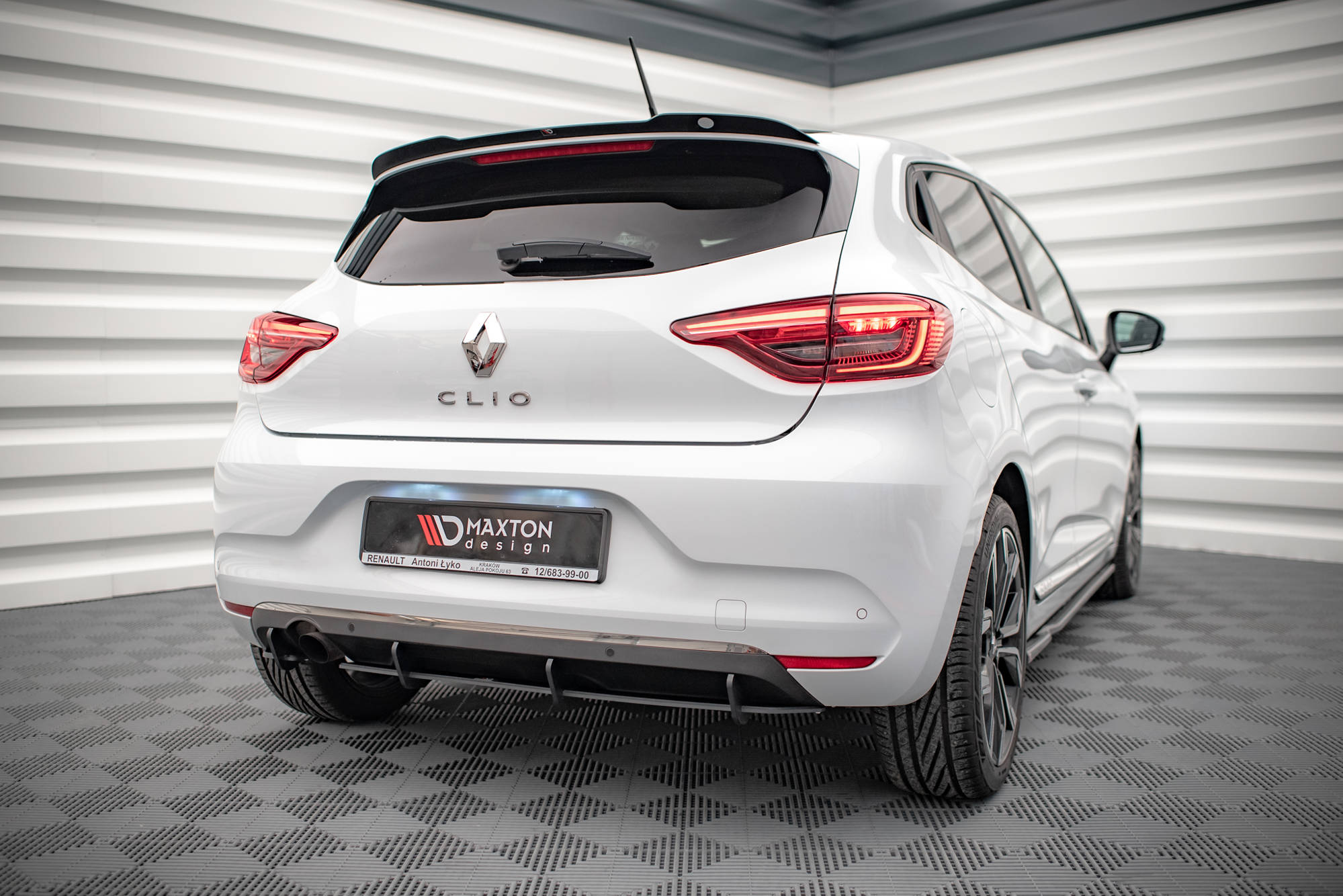 Maxton Design Street Pro Heckschürze passend für Renault Clio Mk5
