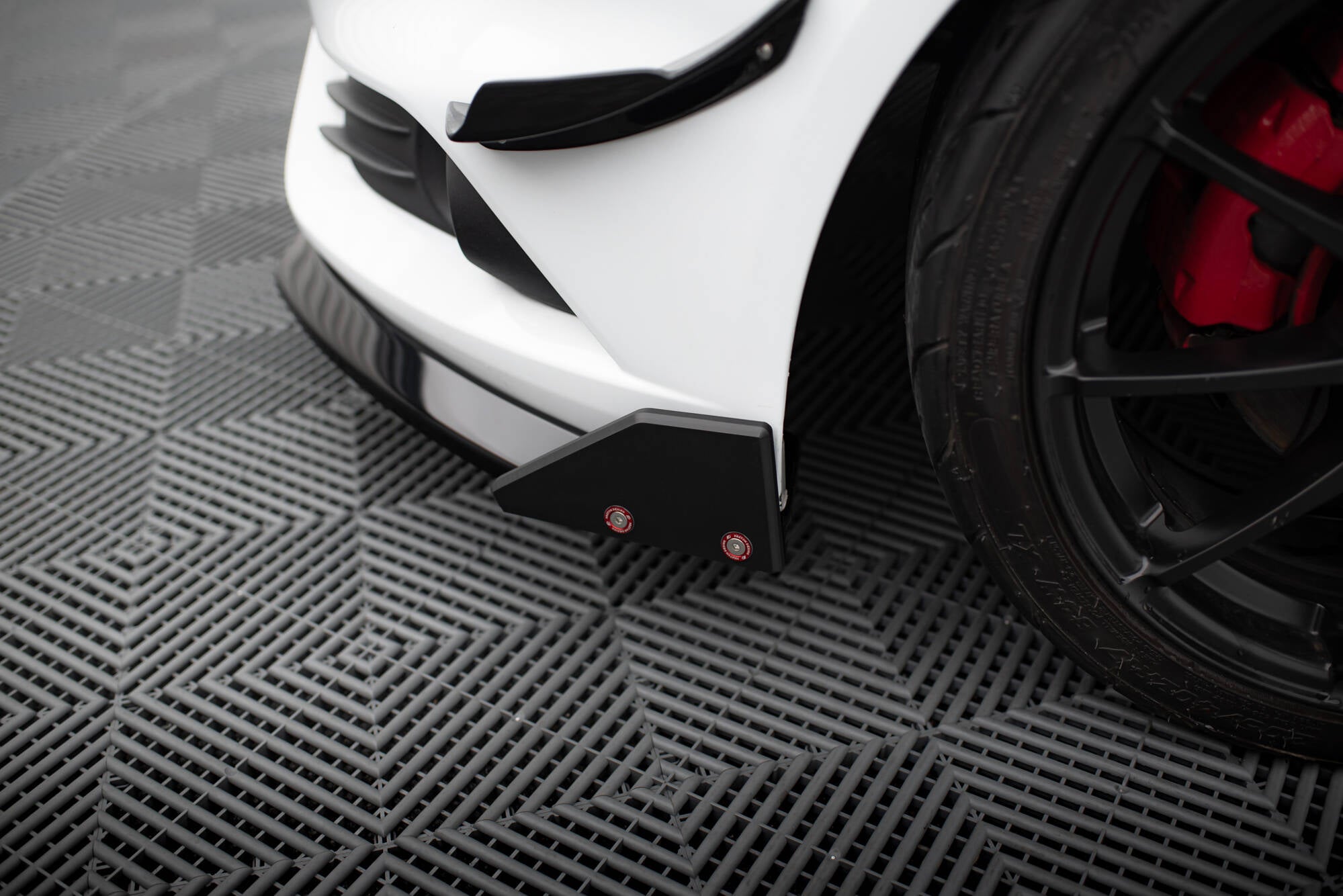 Maxton Design Street+ Spoilerlippe Front Ansatz V.6 + Flaps passend für Ford Fiesta ST Mk7 Facelift
