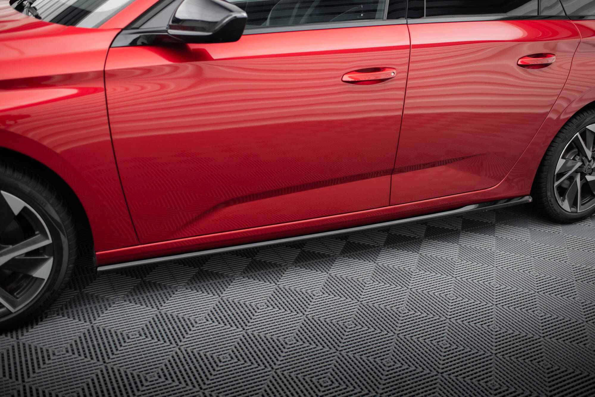 Maxton Design Street+ Seitenschweller Leisten passend für Peugeot 308 SW Mk3 schwarz Hochglanz