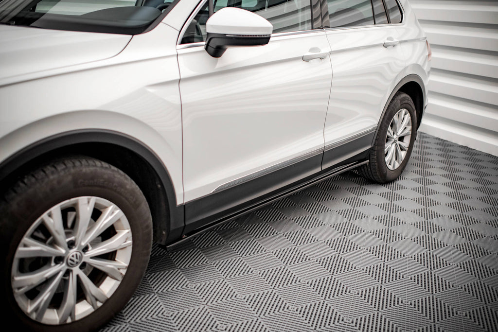 Maxton Design Street+ Seitenschweller Leisten passend für VW Tiguan Mk2 schwarz Hochglanz
