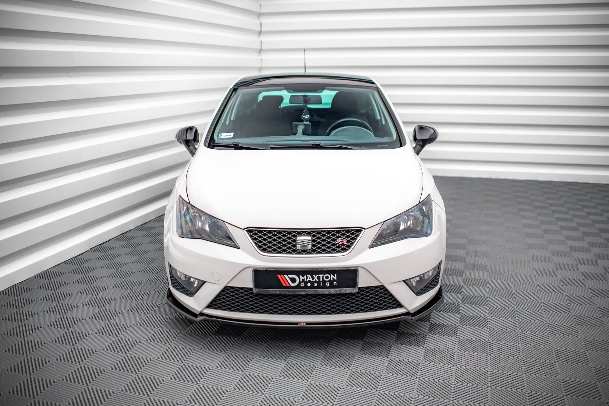 Maxton Design Street+ Spoilerlippe Front Ansatz V.1 passend für Seat Ibiza FR SC Mk4 Facelift schwarz Hochglanz