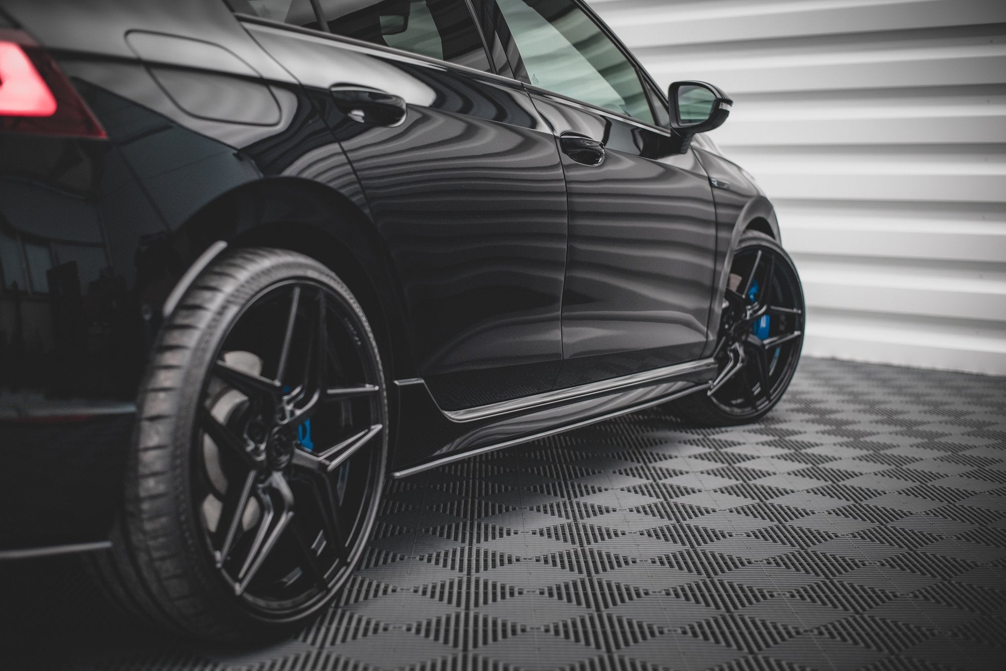 Maxton Design Street Pro Street+ Seitenschweller Leisten passend für VW Golf R Hatchback Mk8 Facelift