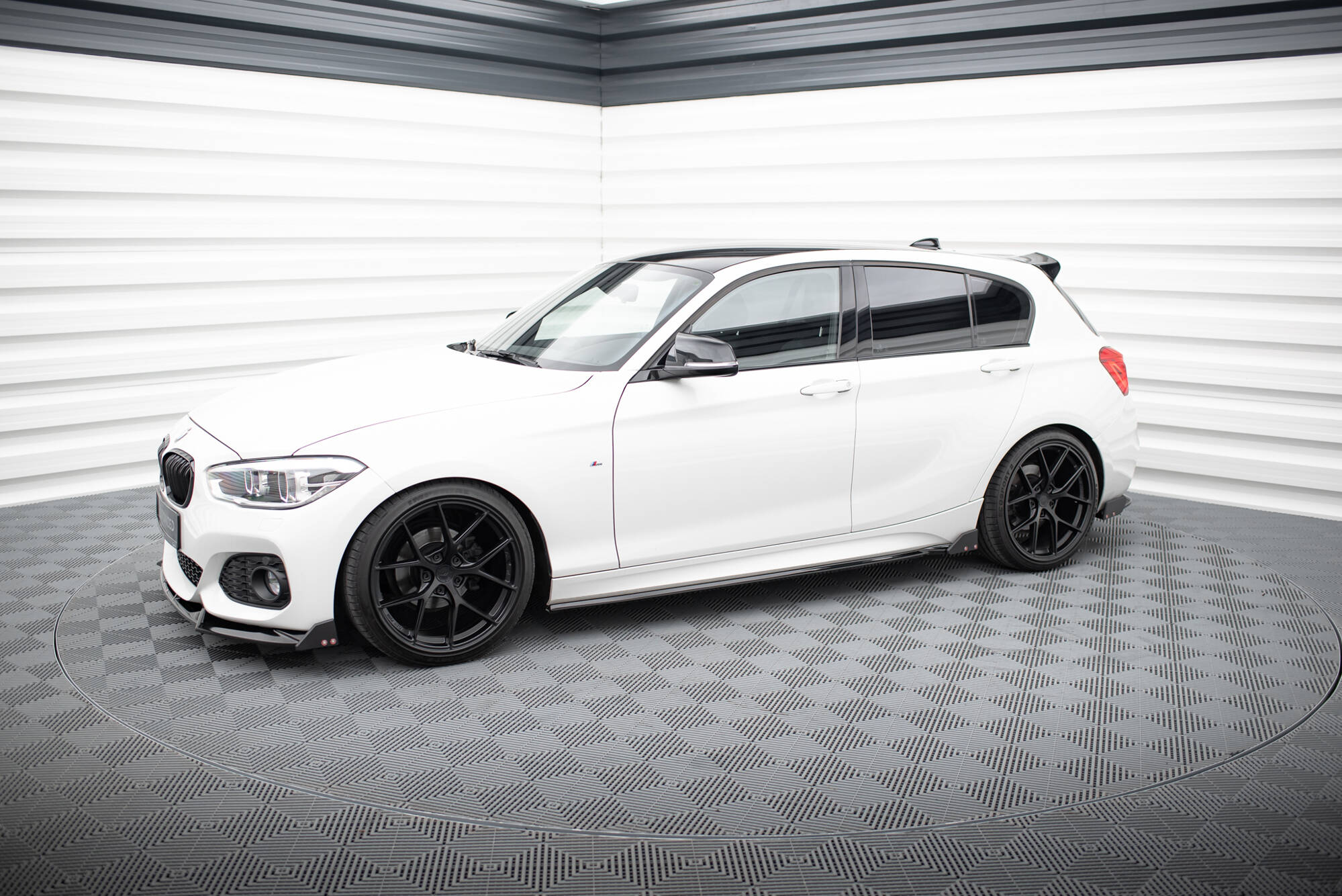Maxton Design Street+ Seitenschweller Leisten passend für V.4 + Flaps BMW 1er M-Paket / M140i F20 Facelift