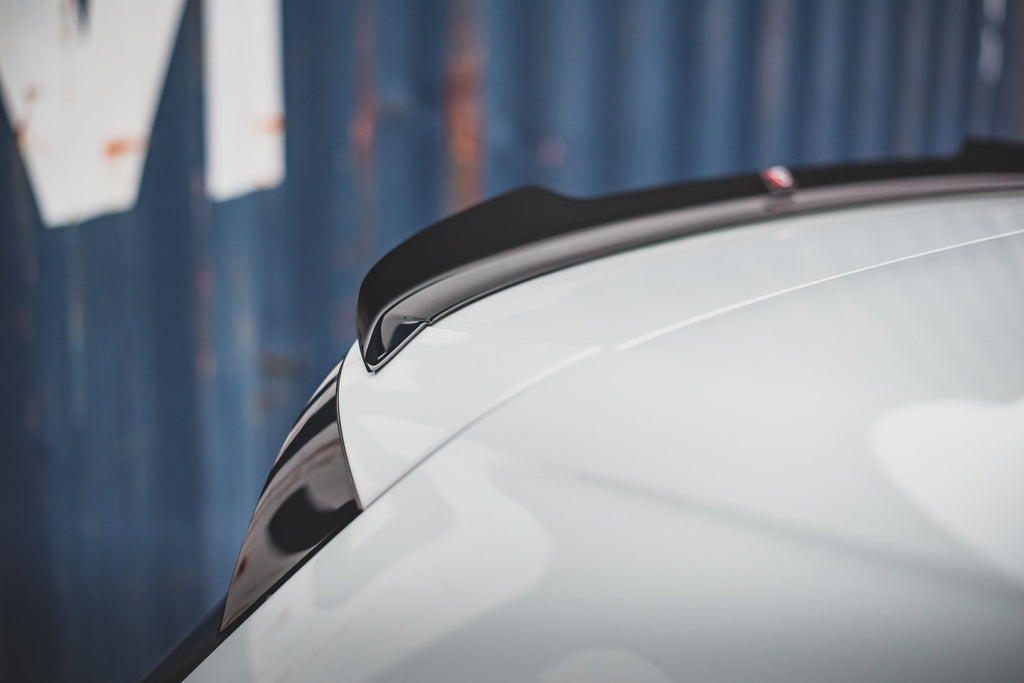 Maxton Design Spoiler CAP V.1 passend für VW Golf GTI / GTE / GTD / R-Line / R Mk8 schwarz Hochglanz