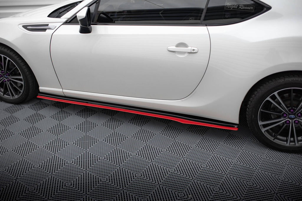 Maxton Design Street+ Seitenschweller Leisten V.2 passend für Subaru BRZ Mk1 / Mk1 Facelift / Toyota GT86 Facelift schwarz Hochglanz