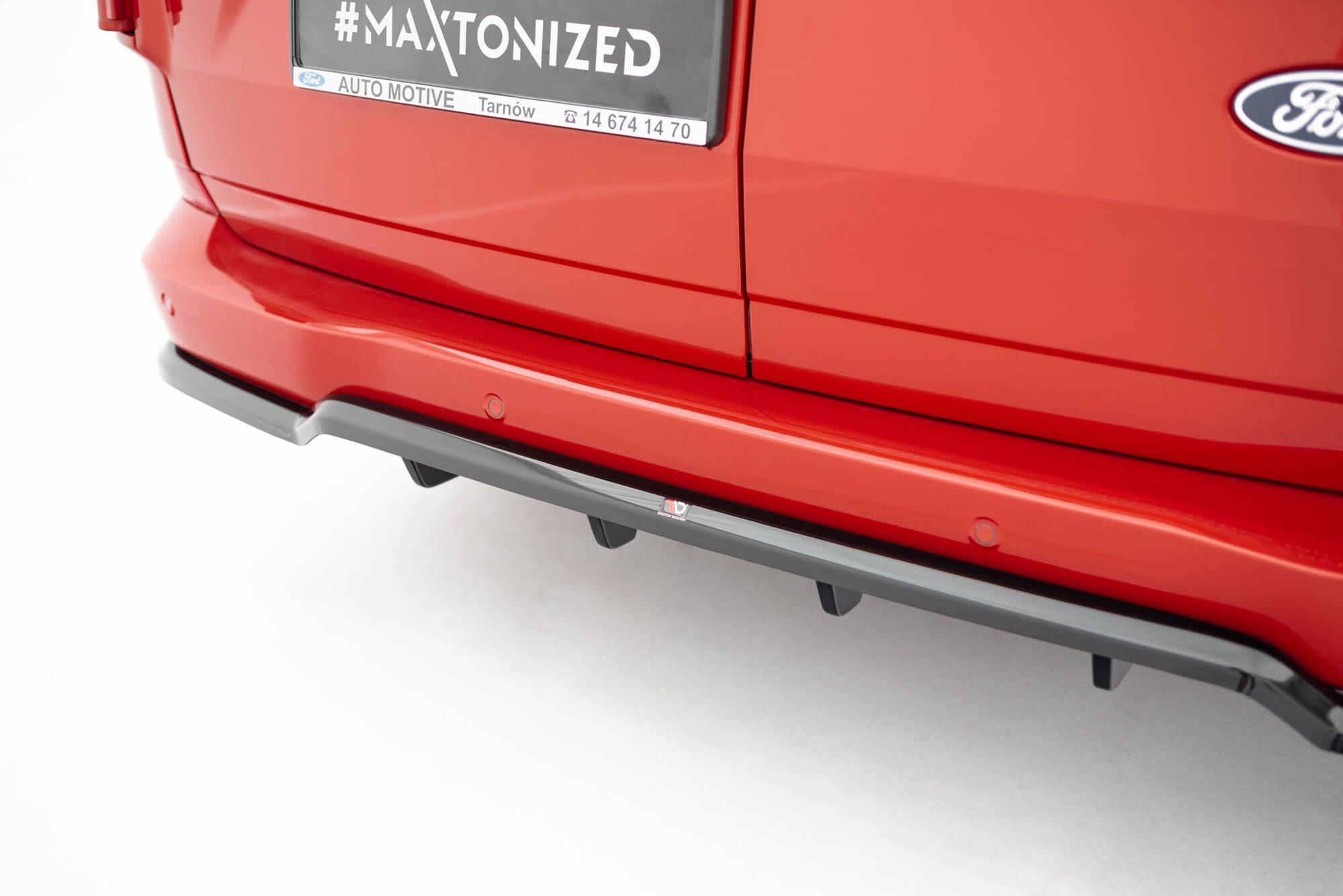 Maxton Design Street+ Mittlerer Diffusor RACE passend für Ford Transit Custom / Tourneo Custom Mk2 schwarz Hochglanz