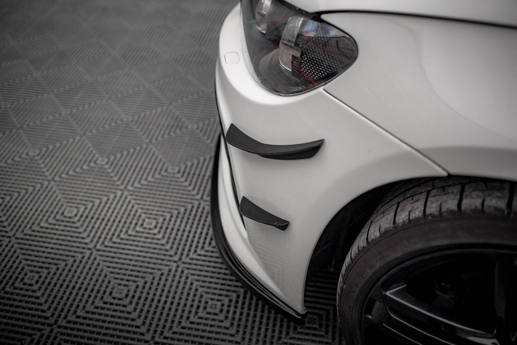 Maxton Design Stoßstangen Flaps Wings vorne Canards passend für VW Scirocco R Mk3