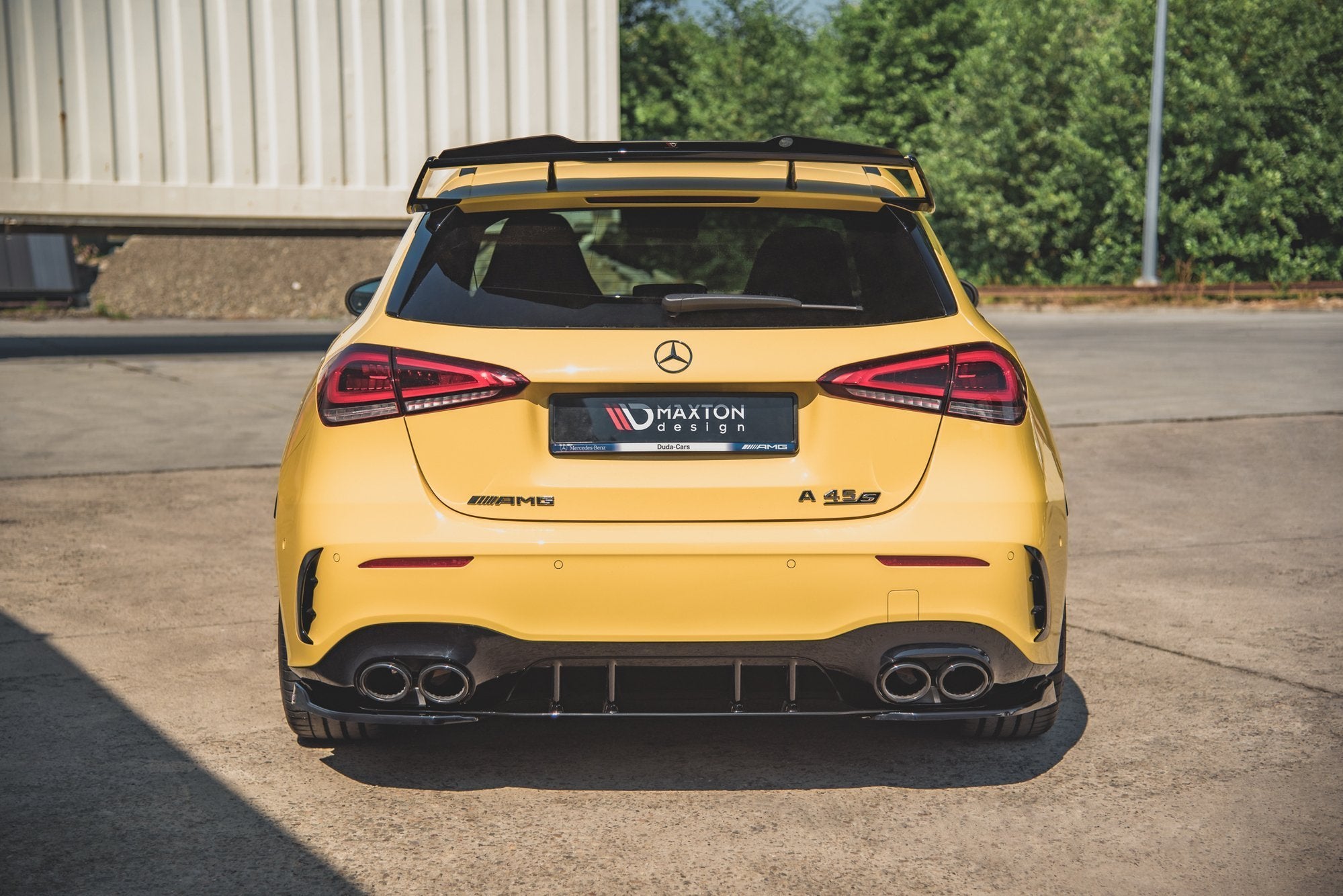 Maxton Design Spoiler CAP passend für Mercedes-AMG A 45 S W177 schwarz Hochglanz