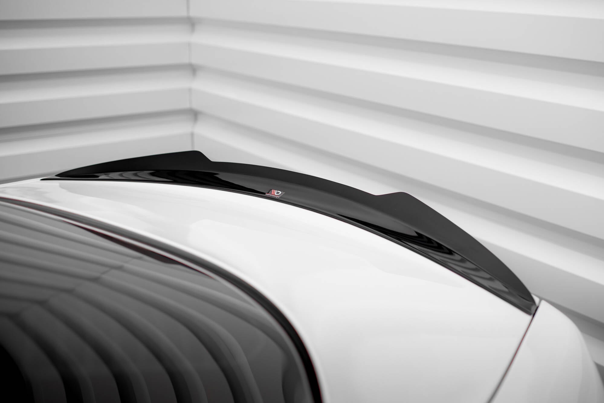 Maxton Design Spoiler CAP passend für Maserati Granturismo S Mk1 schwarz Hochglanz