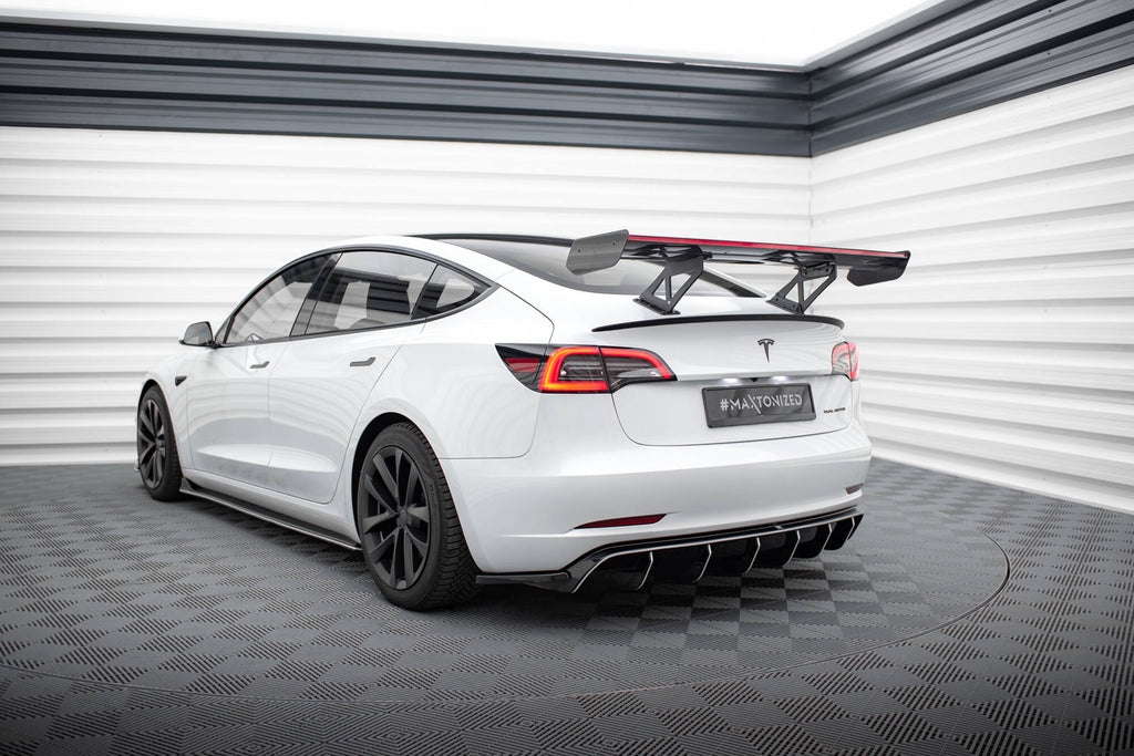 Maxton Design Carbon Spoiler + LED Tesla Model 3 für Tesla Model 3 Mk1