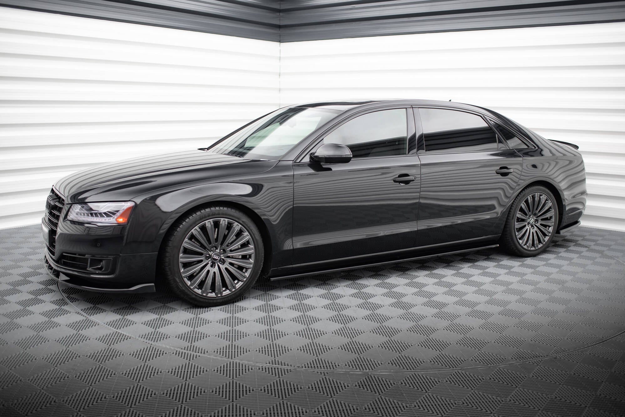 Maxton Design Street+ Seitenschweller Leisten passend für Audi A8 Lang D4 schwarz Hochglanz