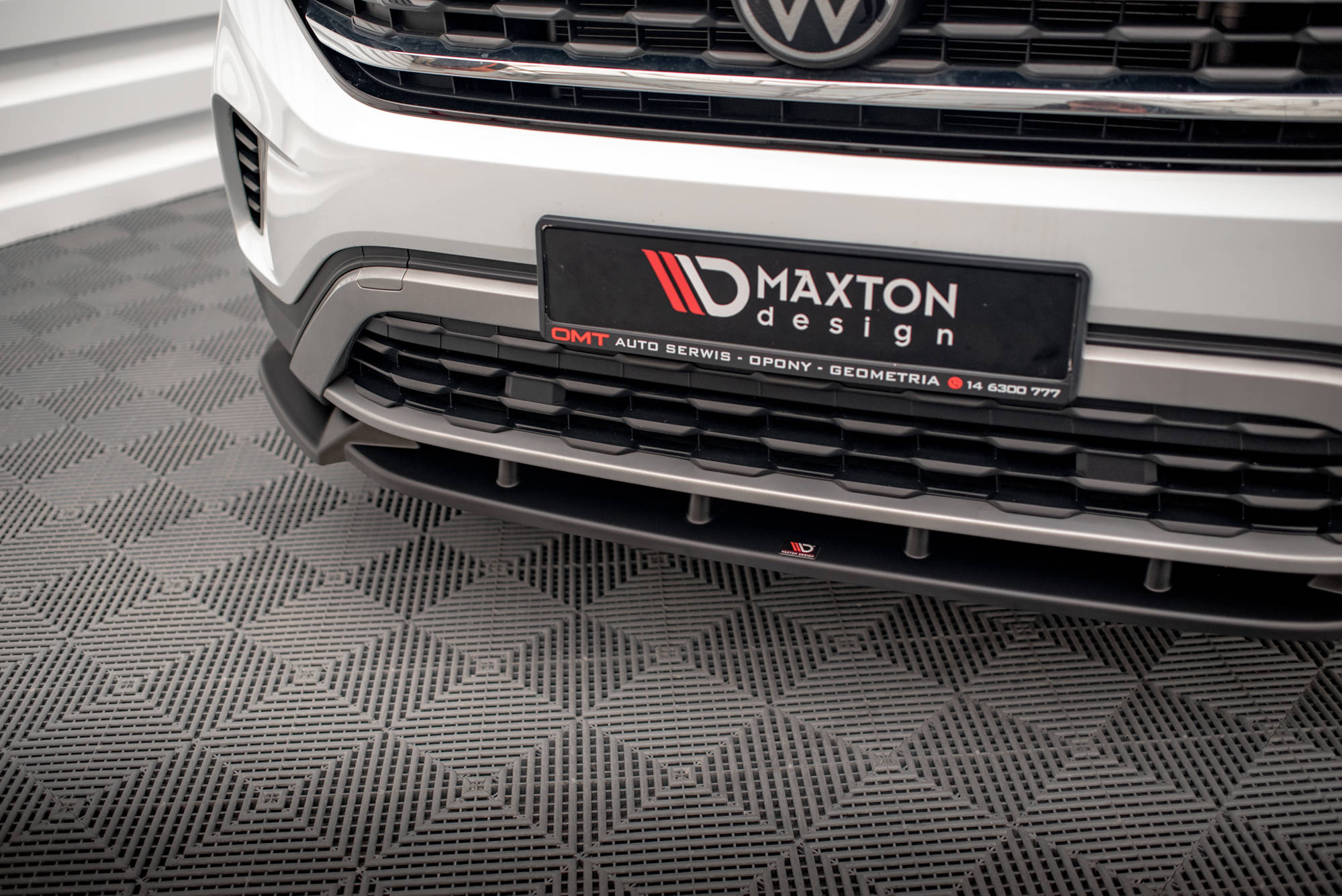 Maxton Design Street+ Spoilerlippe Front Ansatz V.1 passend für VW Atlas Cross Sport schwarz Hochglanz
