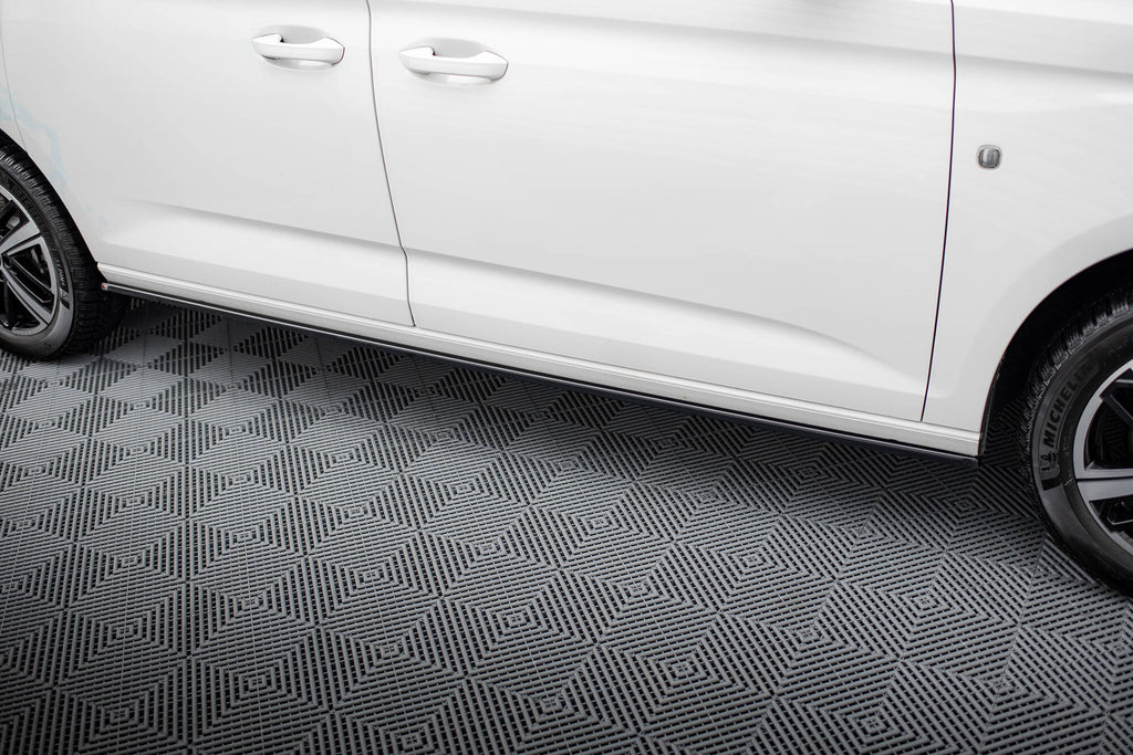 Maxton Design Street+ Seitenschweller Leisten passend für VW Caddy Maxi Mk5 schwarz Hochglanz