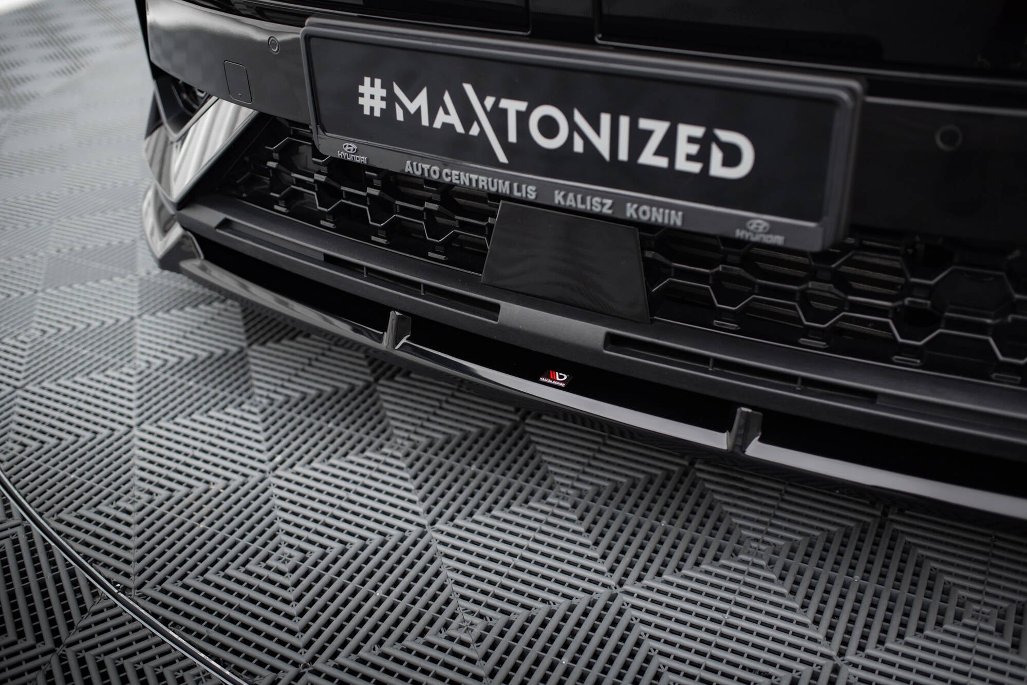 Maxton Design Street+ Spoilerlippe Front Ansatz passend für Hyundai Kona N-Line Mk2 schwarz Hochglanz
