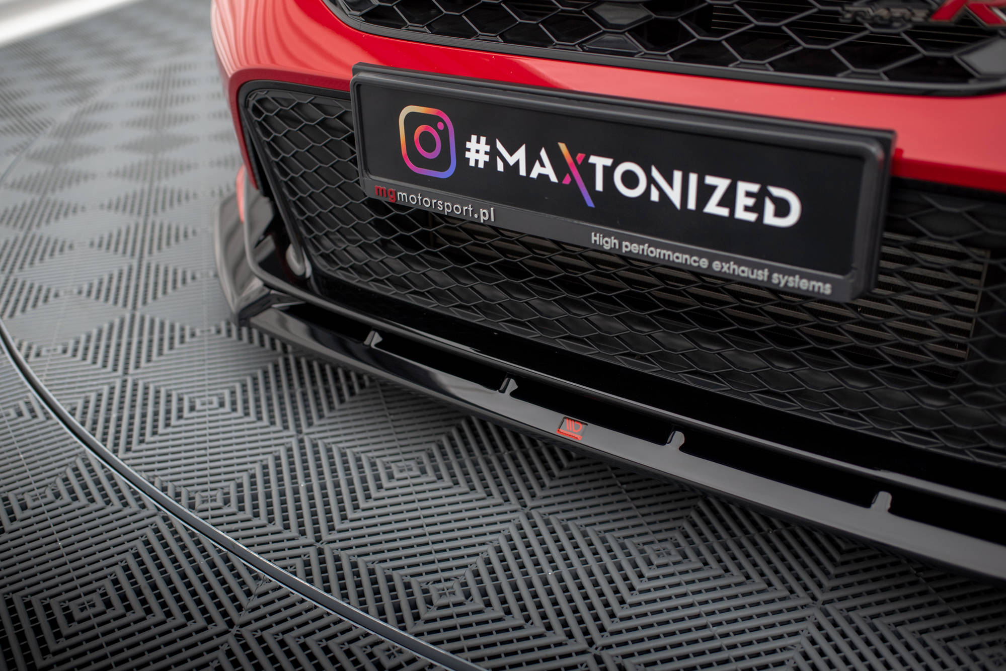 Maxton Design Street+ Spoilerlippe Front Ansatz V.2 passend für Honda Civic Type-R Mk 11 schwarz Hochglanz
