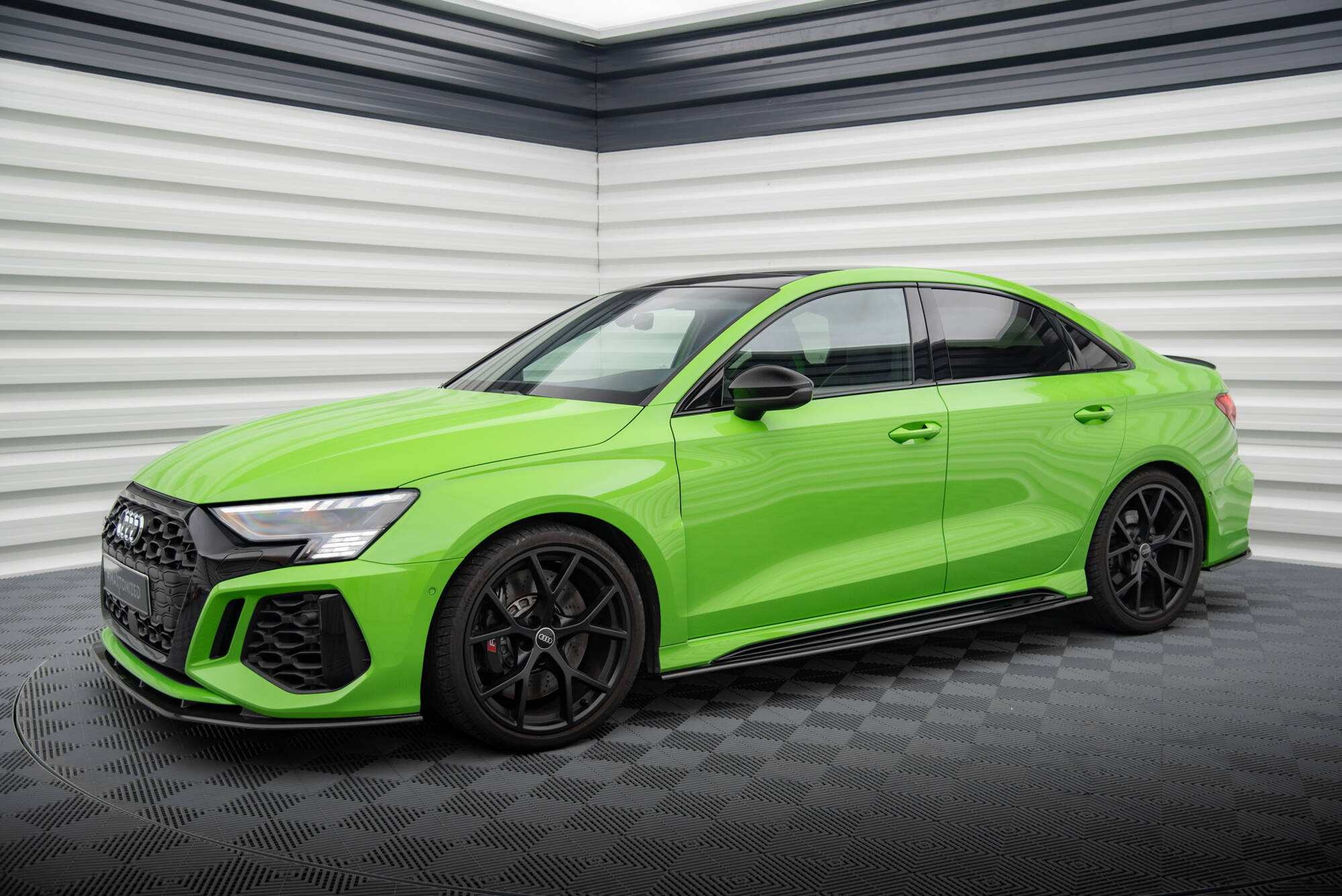 Maxton Design Set od Carbon Splitters Audi RS3 8Y Limousine schwarz matt für Audi