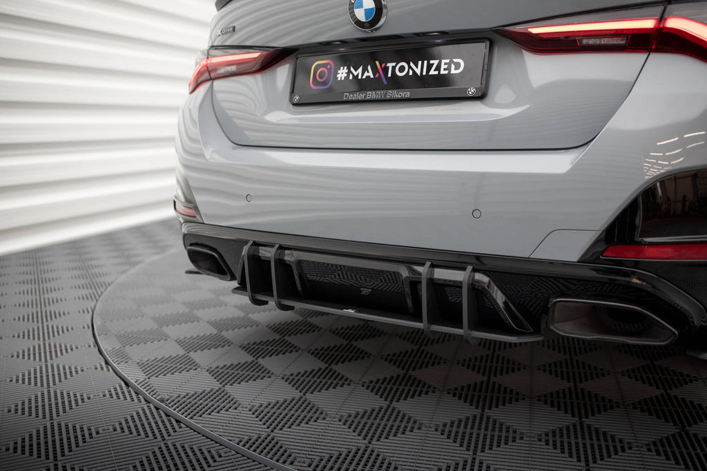Maxton Design Street Pro Heckschürze passend für BMW 4er Gran Coupe M440i G26