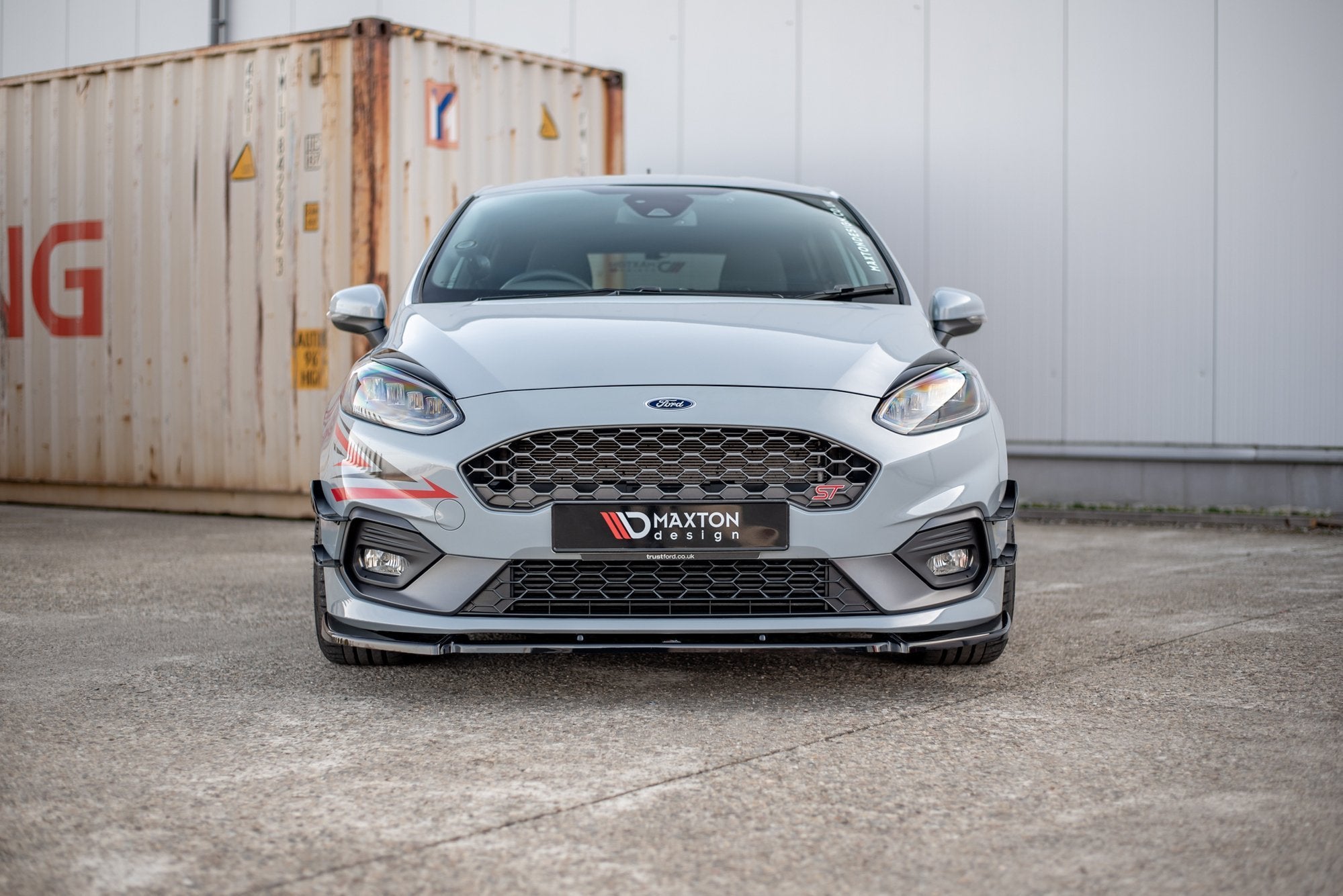 Maxton Design Scheinwerfer Blenden Böser Blick passend für Ford Fiesta Mk8 ST / ST-Line / Standard schwarz Hochglanz