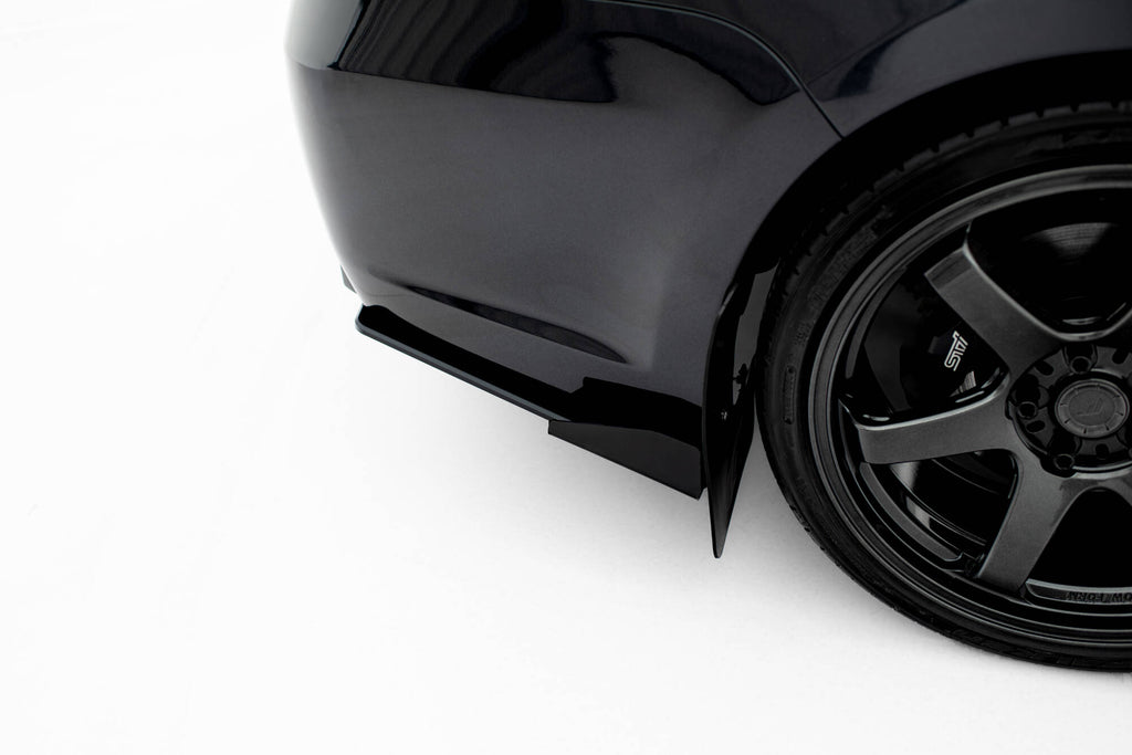 Maxton Design Street Pro Heck Ansatz Flaps Diffusor + Flaps passend für Ford Subaru Impreza WRX STI Mk3 Facelift schwarz Hochglanz