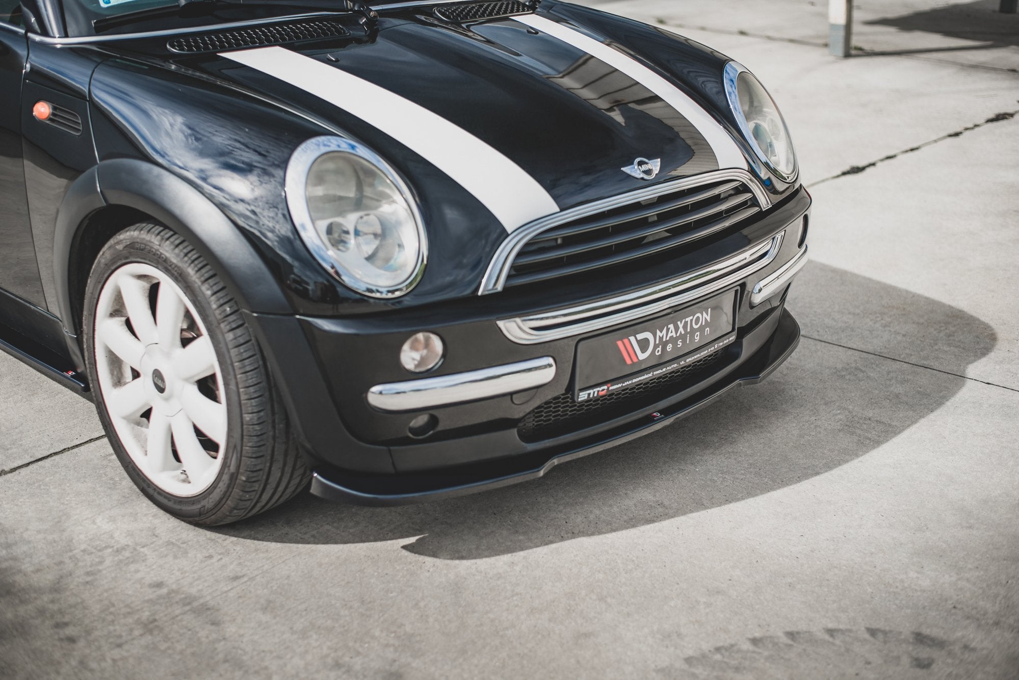 Maxton Design Street+ Spoilerlippe Front Ansatz passend für Mini Cooper / One R50 schwarz Hochglanz