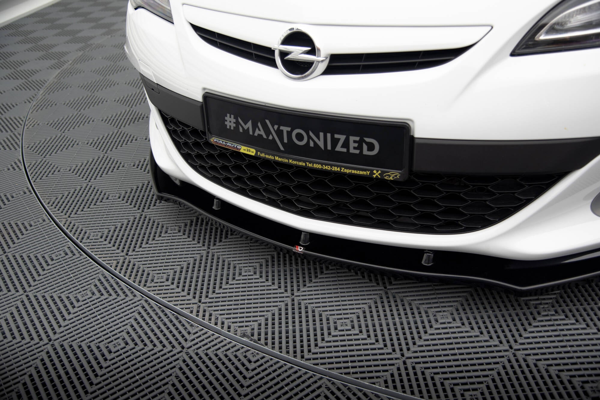 Maxton Design Street+ Spoilerlippe Front Ansatz passend für OPEL ASTRA J OPC / VXR v.1 schwarz Hochglanz