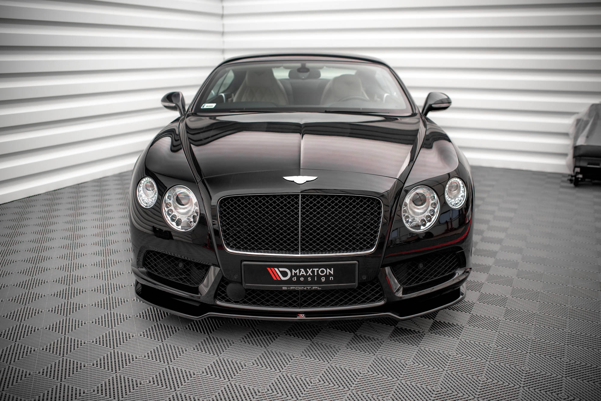 Maxton Design Street+ Spoilerlippe Front Ansatz V.1 passend für Bentley Continental GT V8 S Mk2 schwarz Hochglanz