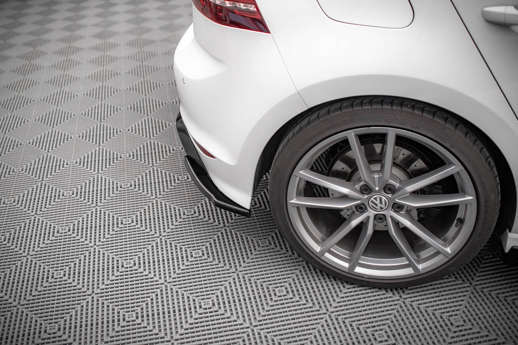 Maxton Design Heck Ansatz Flaps Diffusor V.4 passend für VW Golf R Mk7 schwarz Hochglanz