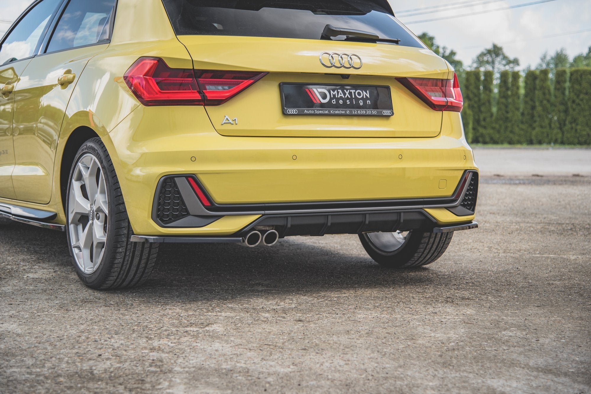 Maxton Design Heck Ansatz Flaps Diffusor passend für Audi A1 S-Line GB schwarz Hochglanz