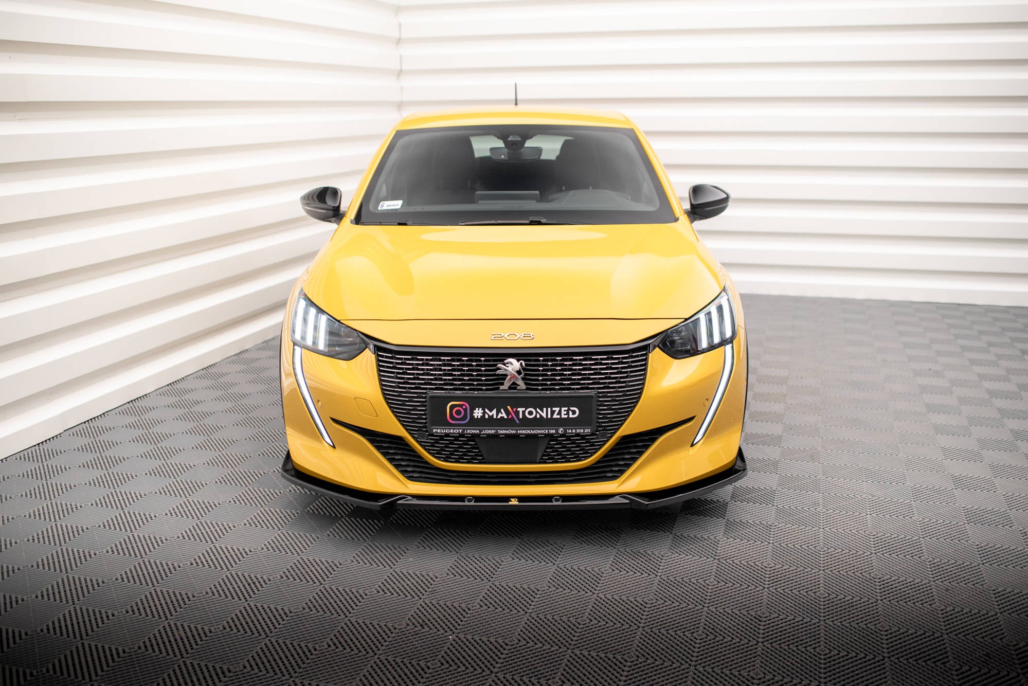 Maxton Design Street+ Spoilerlippe Front Ansatz V.1 passend für Peugeot 208 GT Mk2 schwarz Hochglanz