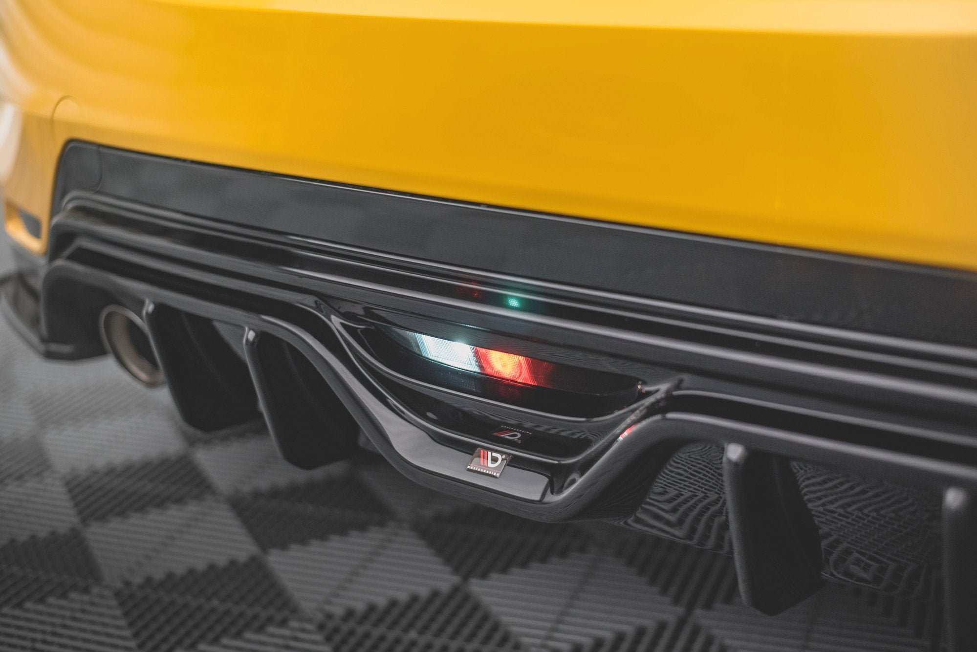 Maxton Design Diffusor Heck Ansatz für Toyota GR Yaris Mk4 Carbon Look