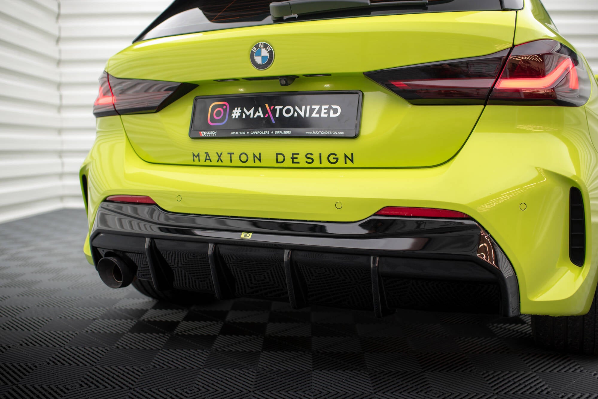 Maxton Design Diffusor Heck Ansatz V.3 passend für BMW 1er M-Paket / 128ti F40 (Ausführung mit einseitigem Doppelauspuffendrohr)