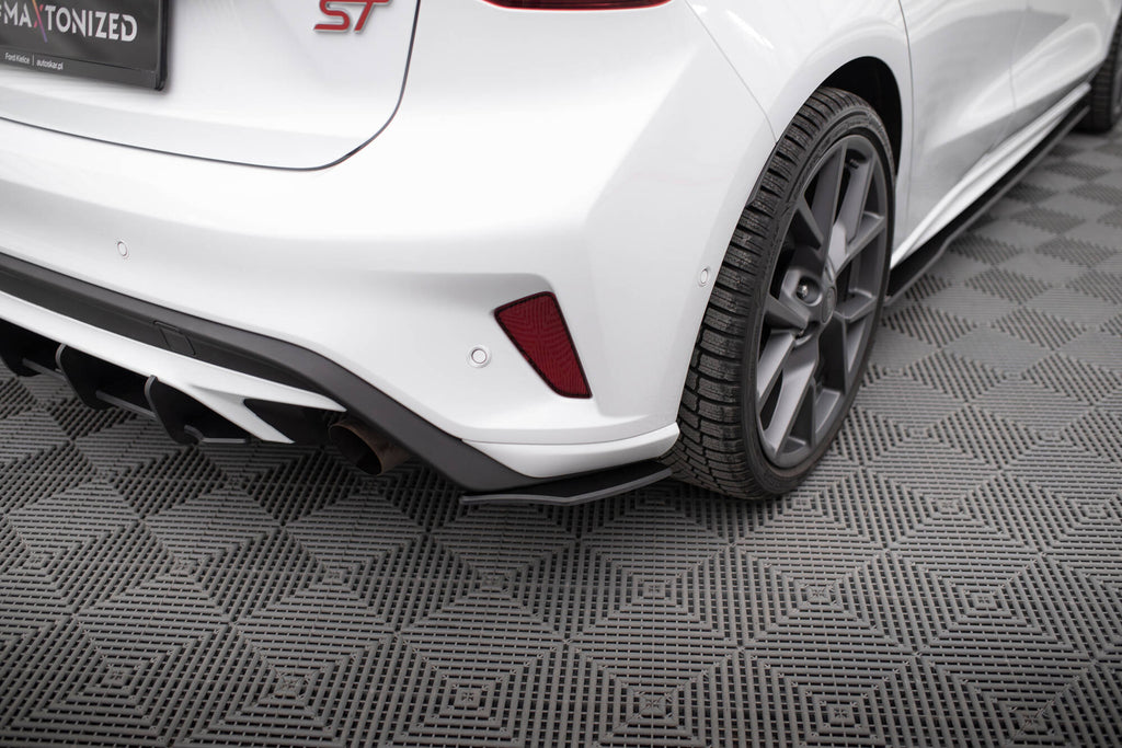 Maxton Design Street Pro Heck Ansatz Flaps Diffusor passend für Ford Focus ST Mk4