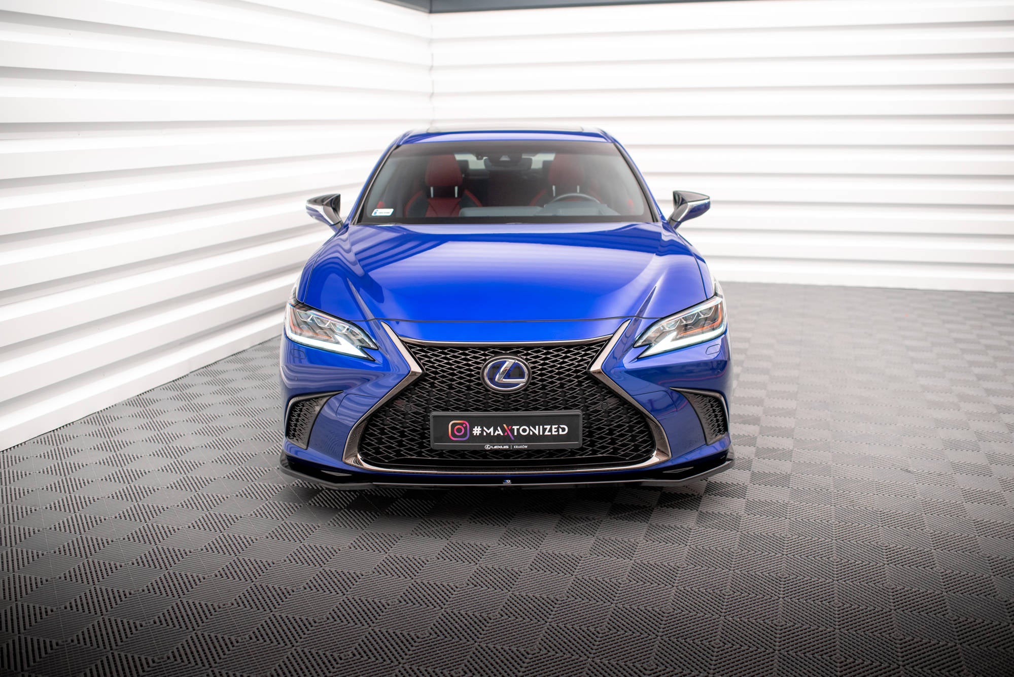Maxton Design Street+ Spoilerlippe Front Ansatz V.1 passend für Lexus ES F Sport Mk7 schwarz Hochglanz