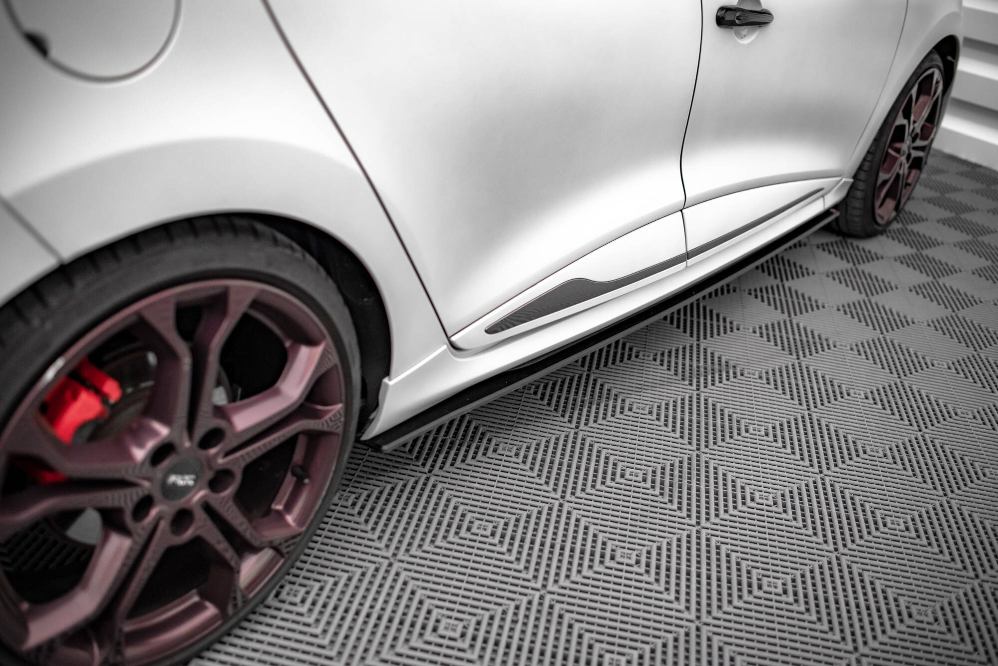 Maxton Design Street Pro Street+ Seitenschweller Leisten passend für Renault Clio RS Mk4
