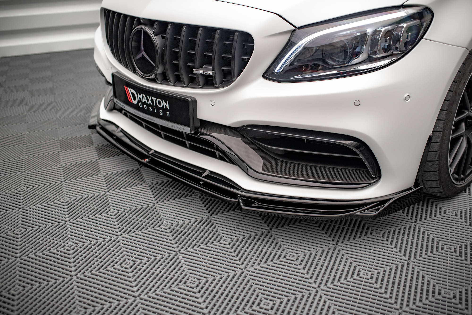 Maxton Design Street+ Spoilerlippe Front Ansatz V.2 passend für Mercedes-AMG C63 Coupe AMG Aero Pack C205 Facelift schwarz Hochglanz