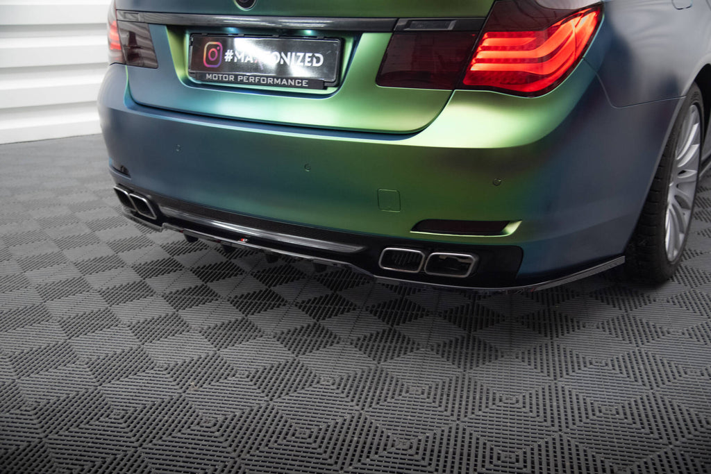 Maxton Design Street+ Mittlerer Diffusor RACE passend für BMW 7 F01 schwarz Hochglanz