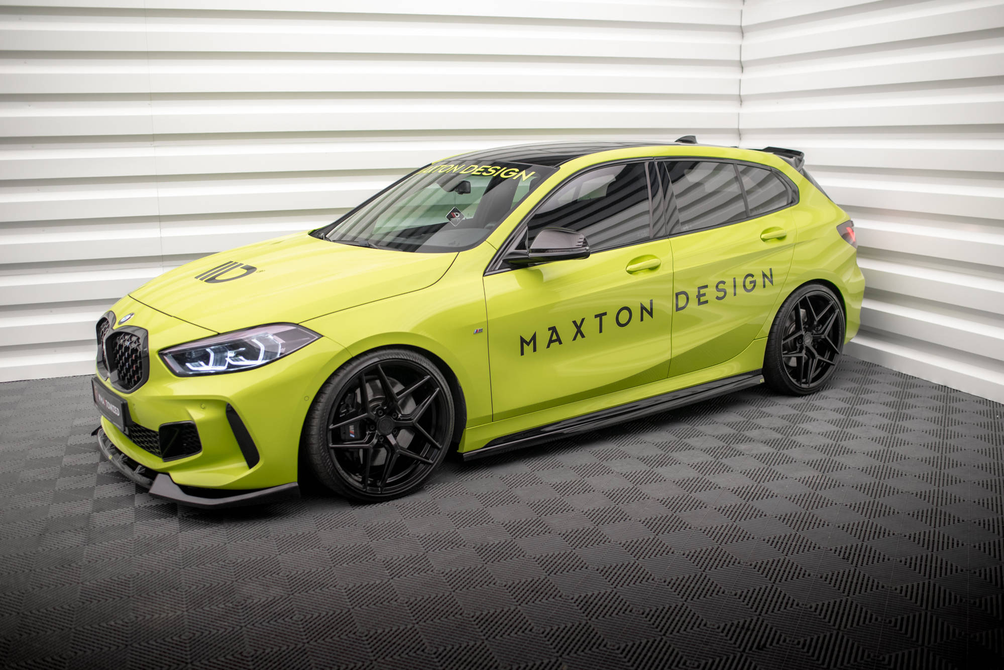 Maxton Design Street+ Seitenschweller Leisten passend für V.4 BMW 1er M-Paket/ M135i / 128ti F40 schwarz Hochglanz